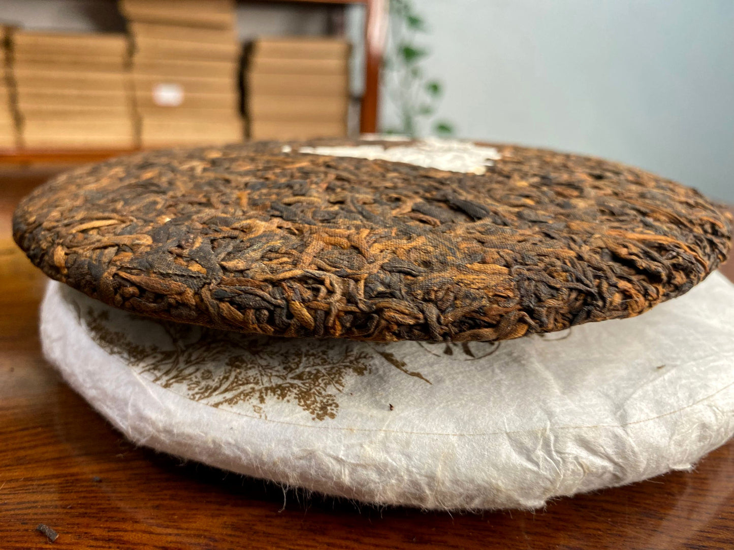 Icelandic Pu'er Tea Tree Pu'er Tea Cooked Tea Yunnan Qizi Cake Cooked Cake 357g Black tea