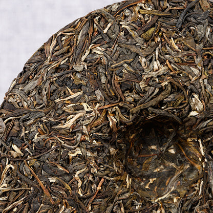 Xigui Raw Tea Yunnan Tea 357g Qizi Cake Tea First Spring Raw Tea Ancient Tree Tea Green Tea