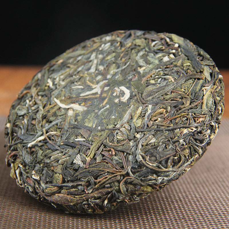 Yunnan Yiwu Sun-blue Old Ancient Tree Raw Material Tightly Pressed Pu-erh Raw Tea Cake 100g Qizi Tea Cake