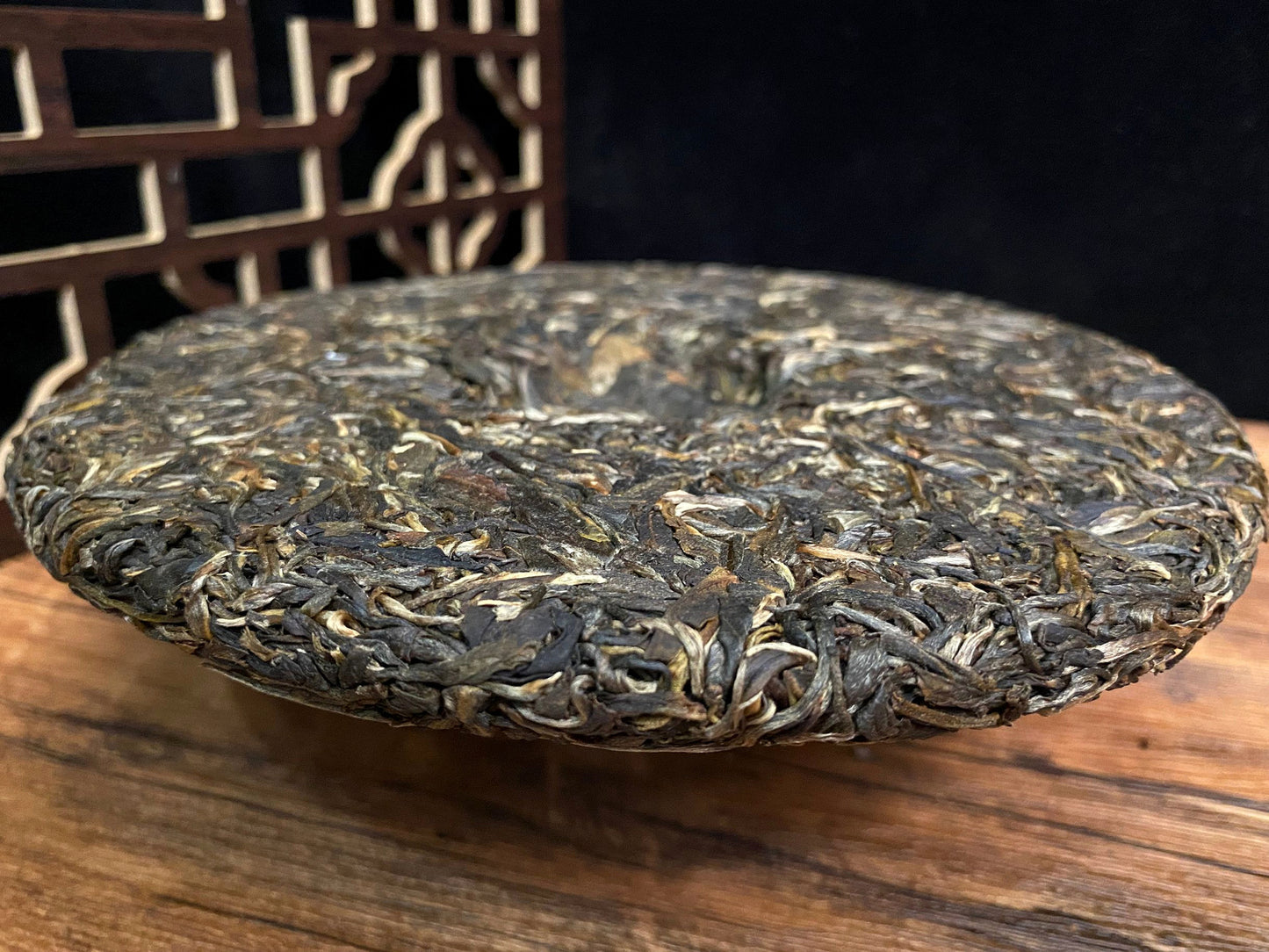 Yunnan Qizi Cake Raw Pu-erh Tea 357g Brown Mountain Pu-erh Tea