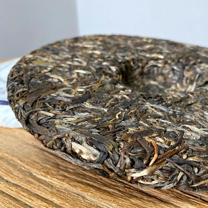 Yunnan Pu'er Tea Green Cake Pu'er Tea Production Class Zhangsheng Tea Cake 357g Green Tea