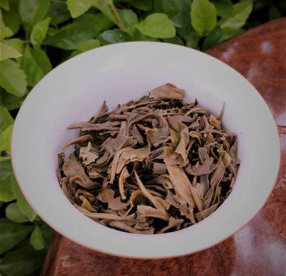 Yunnan Pu'er Old Raw Tea 200g Mengku Old Tree Pu'er Tea Cake Green Tea