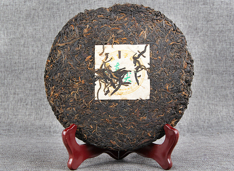 China Yunnan Aged Pu'er Tea Spring Tip 400g Pu'er Qizi Cake Raw Tea Green Tea