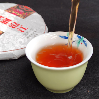 Yunnan Pu'er Tea 100g Yi Wusheng Tea Cake Ban Zhang Ripe Tea Cake Zhonghong Tea